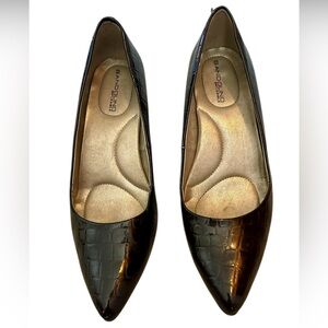 Bandolino Glossy Brown Crocodile Loafers